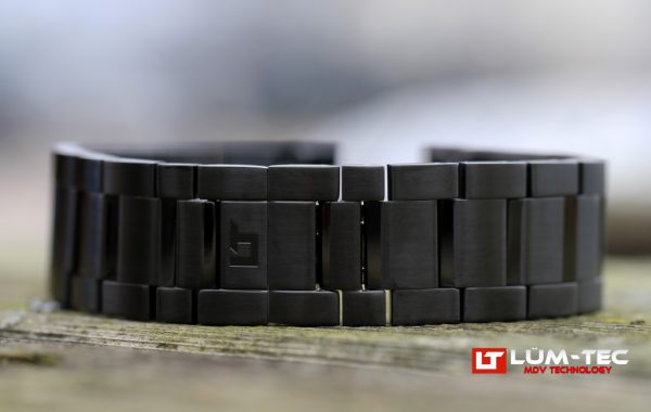 PVD bracelet for V series